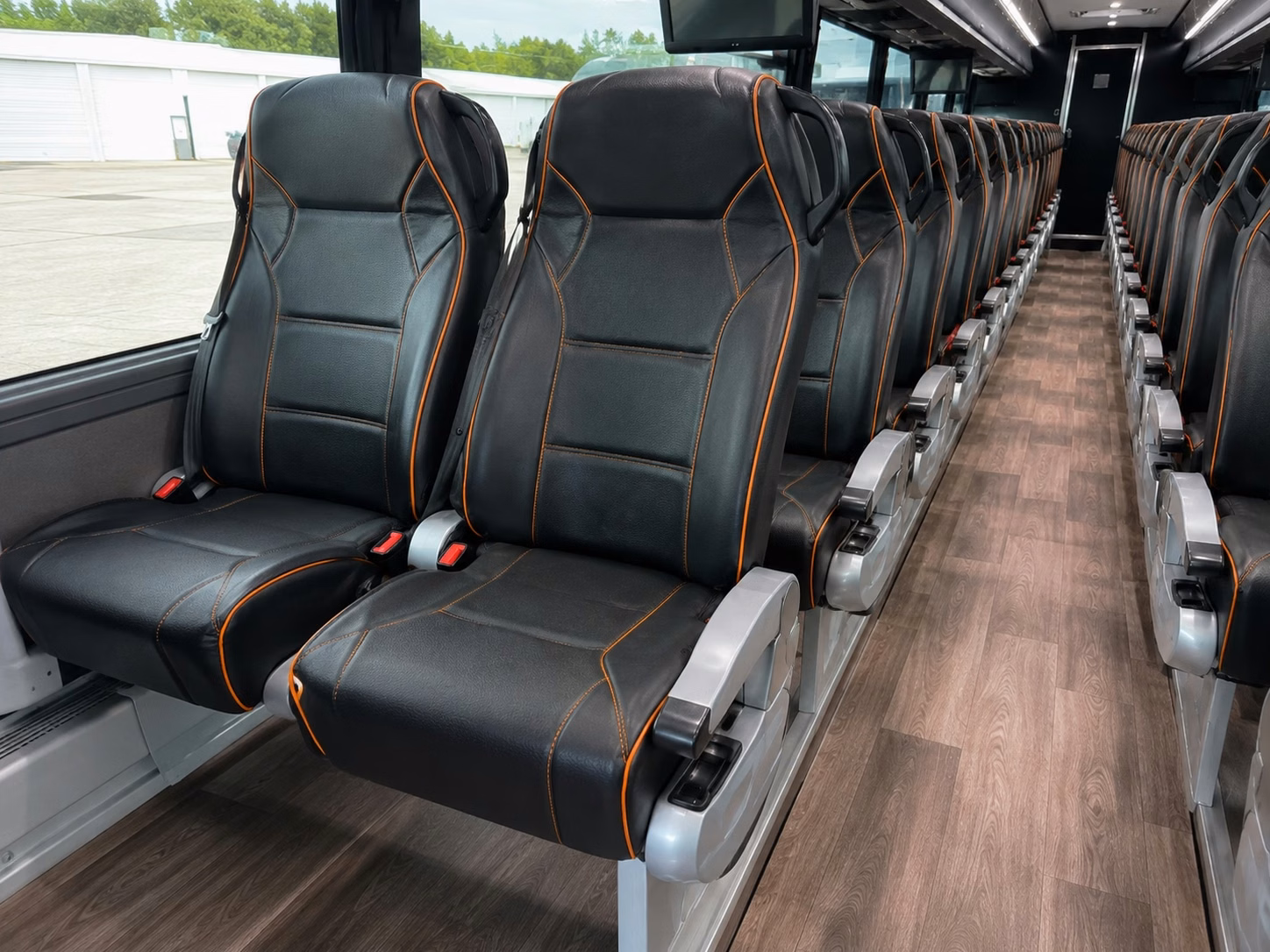 oceansidecharter bus rental